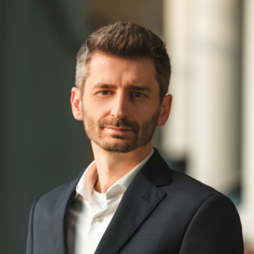 1. Paweł Piórkowski.png